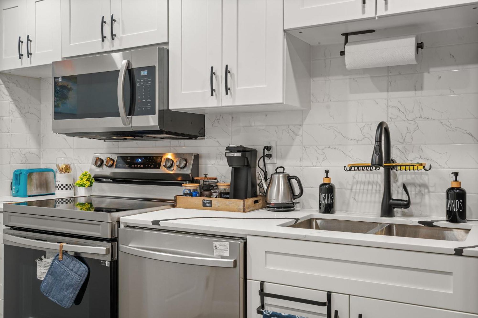 Meriweather - Calgary Breathtaking 1-Bedroom Apartment Luaran gambar